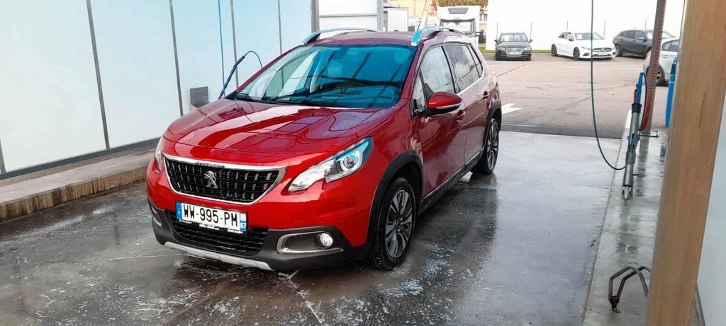 Peugeot 2008 101.000 km 15.500 &euro; Heuchelheim 76831