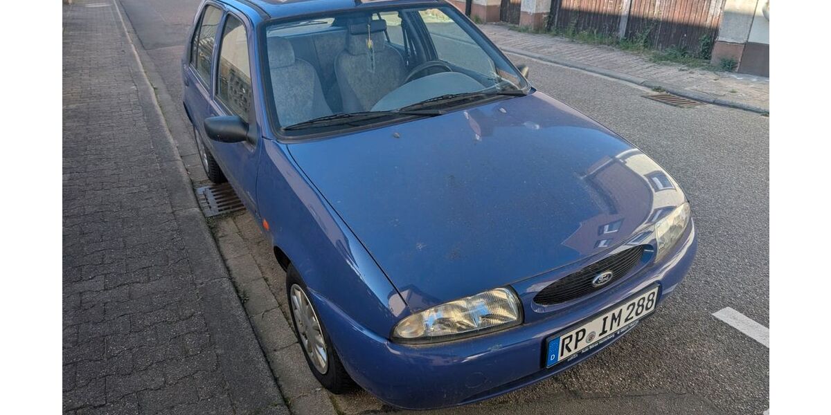 Ford Fiesta 61.000 km 1.999 &euro; Römerberg 67354