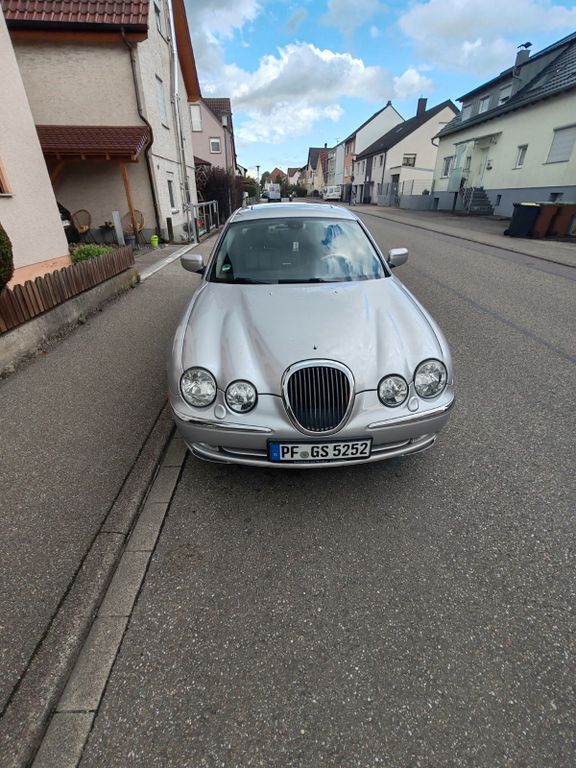 Jaguar S-Type 144.000 km 5.590 € Ötisheim 75443
