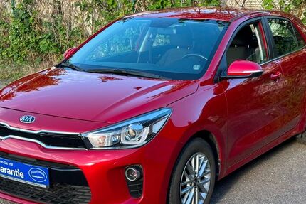 Kia Rio 102.000 km 8.890 &euro; Karlsruhe 76137
