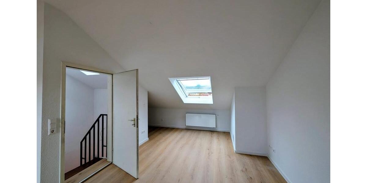 Reihenhaus Bruchsal - 5 Zimmer, 180 m&sup2;, 1.700&euro; | Angebot:25309753