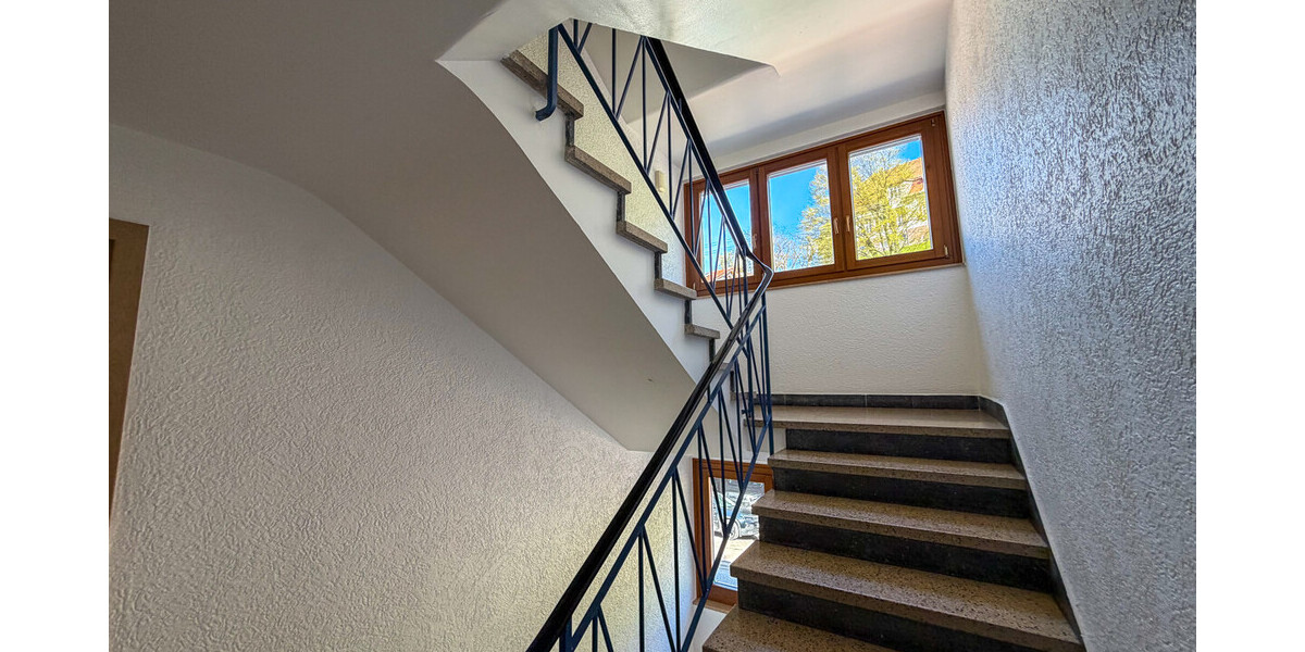 Moderne 6,5 Zimmer Wohnung in zentraler Lage - Etagenwohnung Höfen an der Enz Höfen (Enz) | Angebot:26334880