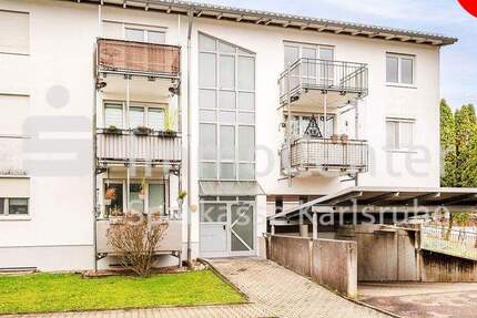 Komfortables wohnen im Dachgeschoss mit zwei Stellplätzen und Balkon 2 zimmer