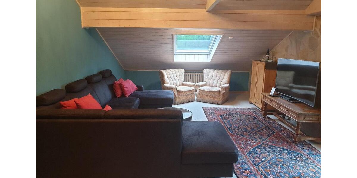 Dachgeschoßwohnung Bad Schönborn - 4 Zimmer, 110 m&sup2;, 1.100&euro; | Angebot:26478725