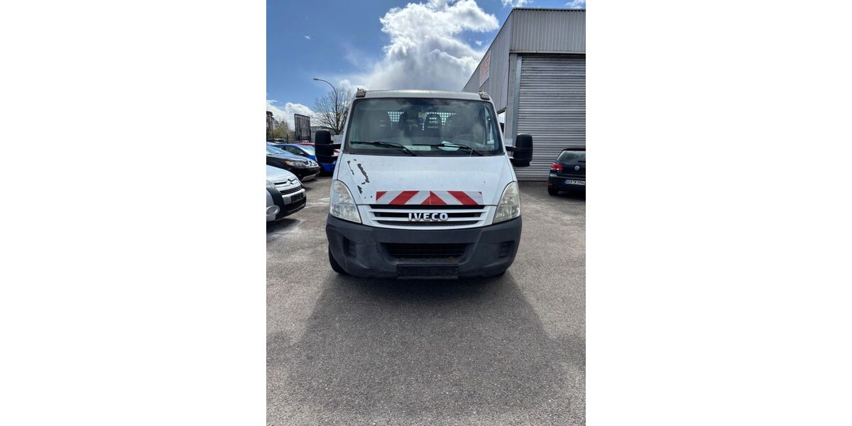IVECO Andere 194.000 km 5.900 &euro; Landau 76829