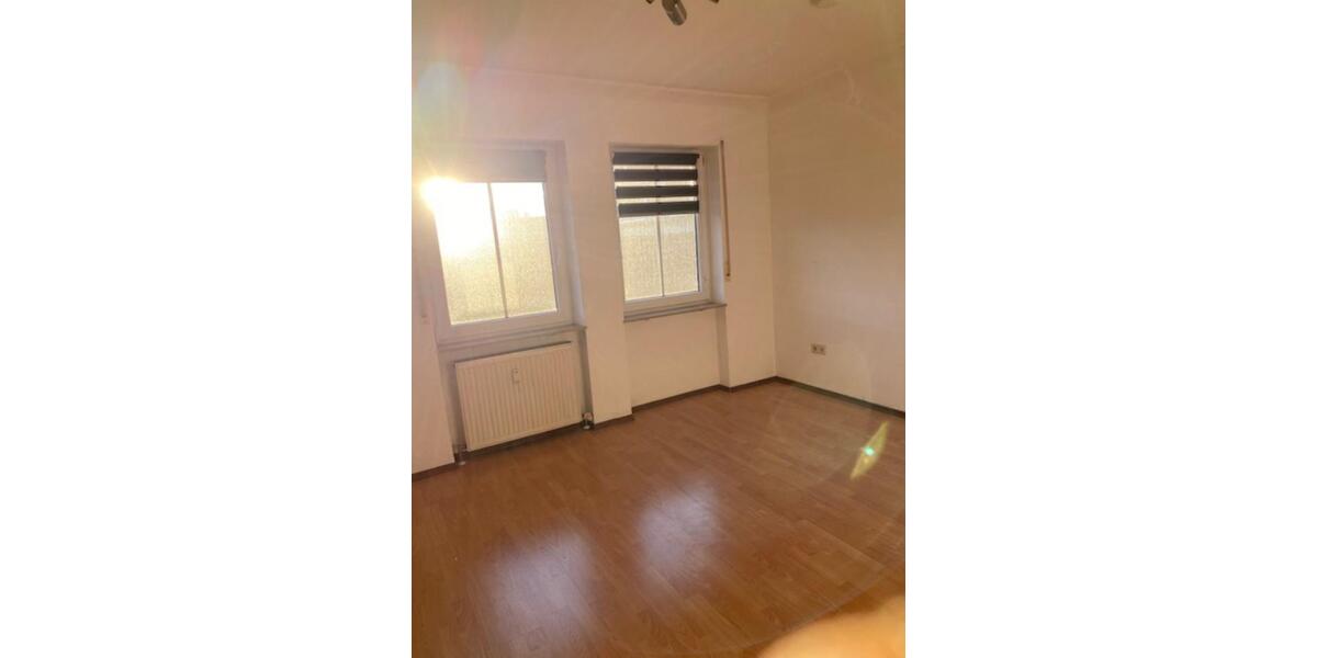 2 Zimmer DG Whg. zentrale und ruhige Lage Stadt Oberderdingen 2 zimmer