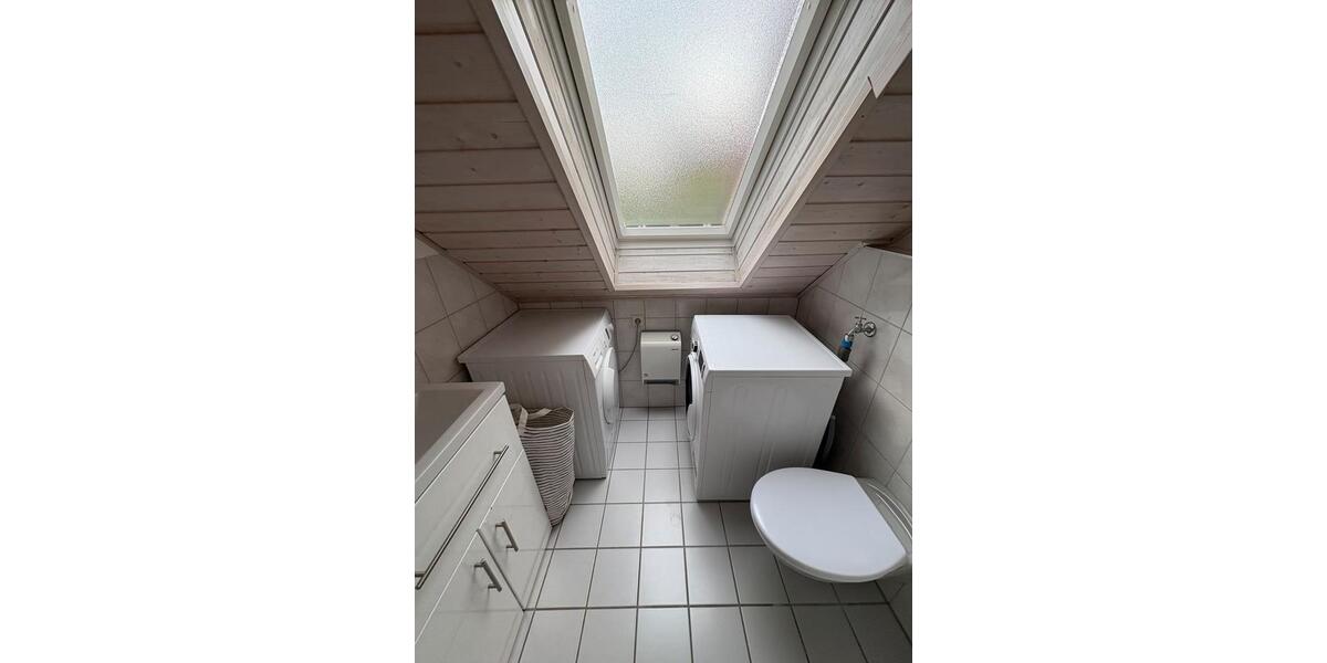 Dachgeschoßwohnung Karlsbad - 3.5 Zimmer, 95 m&sup2;, 299.000&euro; | Angebot:27243203