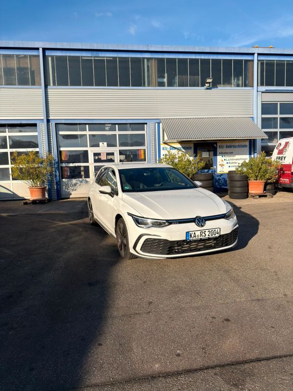 VW Golf 71.000 km 23.550 € Karlsruhe 76139