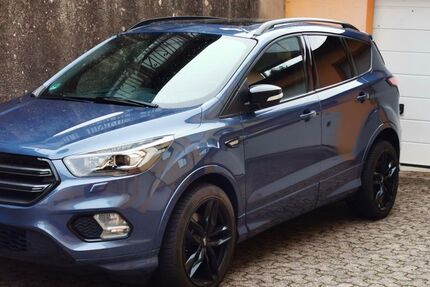 Ford Kuga 128.000 km 15.500 &euro; Gaggenau 76571