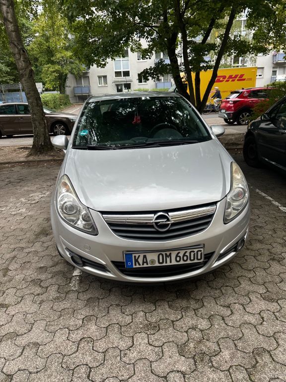 Opel Corsa 197.000 km 1.700 € Karlsruhe 76187
