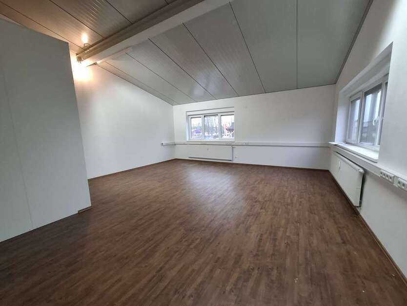 Büro in Rheinzabern 460 € 43.83 m²