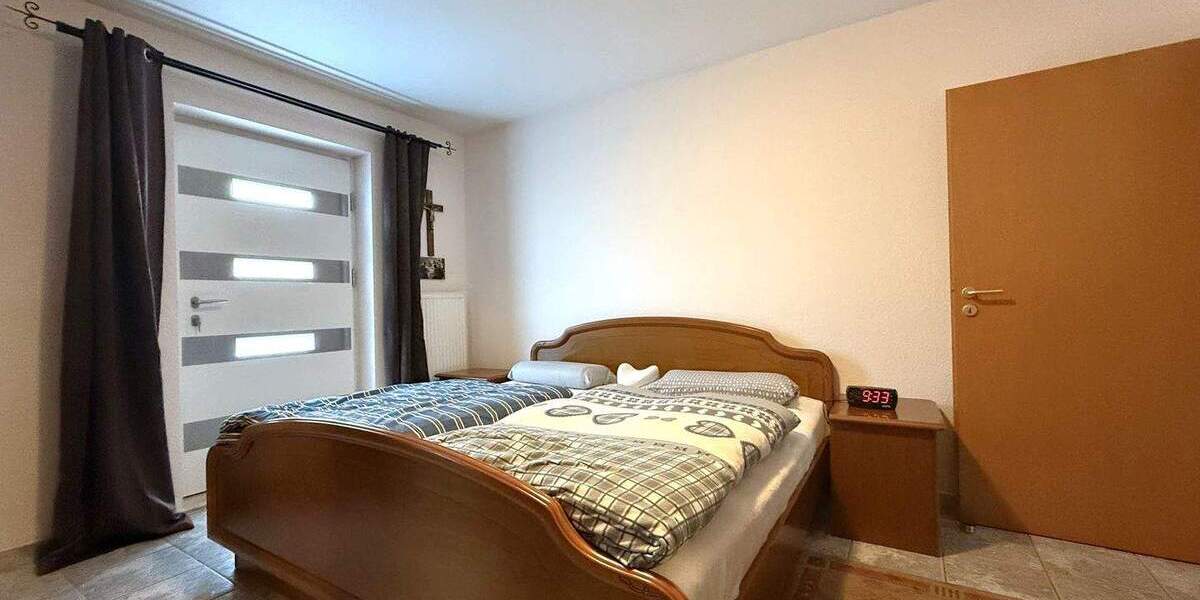 Etagenwohnung Bretten - 4 Zimmer, 105 m&sup2;, 360.000&euro; | Angebot:25745792