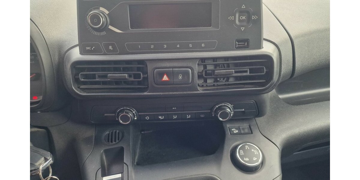 Opel Combo 1.5 D Cargo XL 3 Sitze Klima 49.000 km 16.998 &euro; Landau 76829