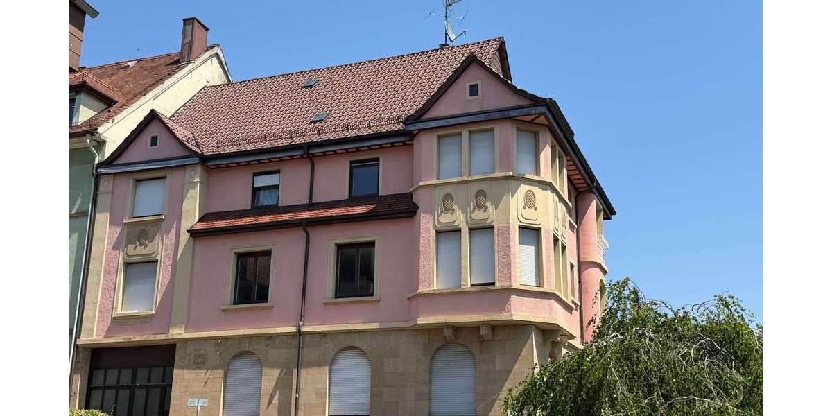 Einfamilienhaus Pforzheim Weststadt - 12 Zimmer, 412 m&sup2;, 690.000&euro; | Angebot:26946747