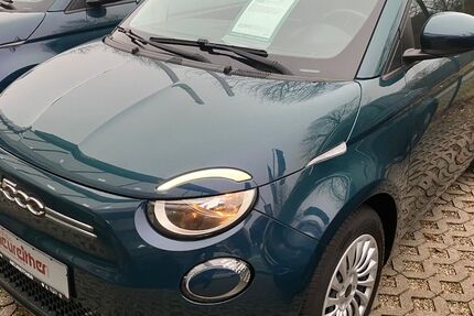Fiat 500e 15.000 km 21.790 &euro; Karlsruhe 76185