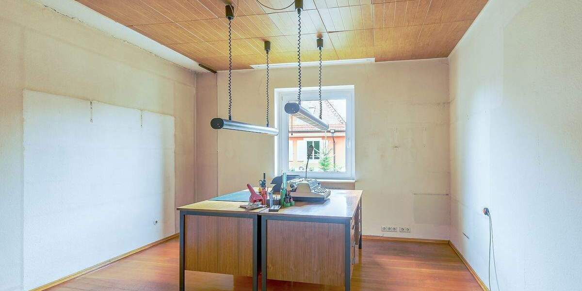 Mehrfamilienhaus, Wohnhaus Karlsruhe / Weiherfeld-Dammerstock Weiherfeld-Dammerstock - 1 Zimmer, 294 m&sup2;, 950.000&euro; | Angebot:25727434