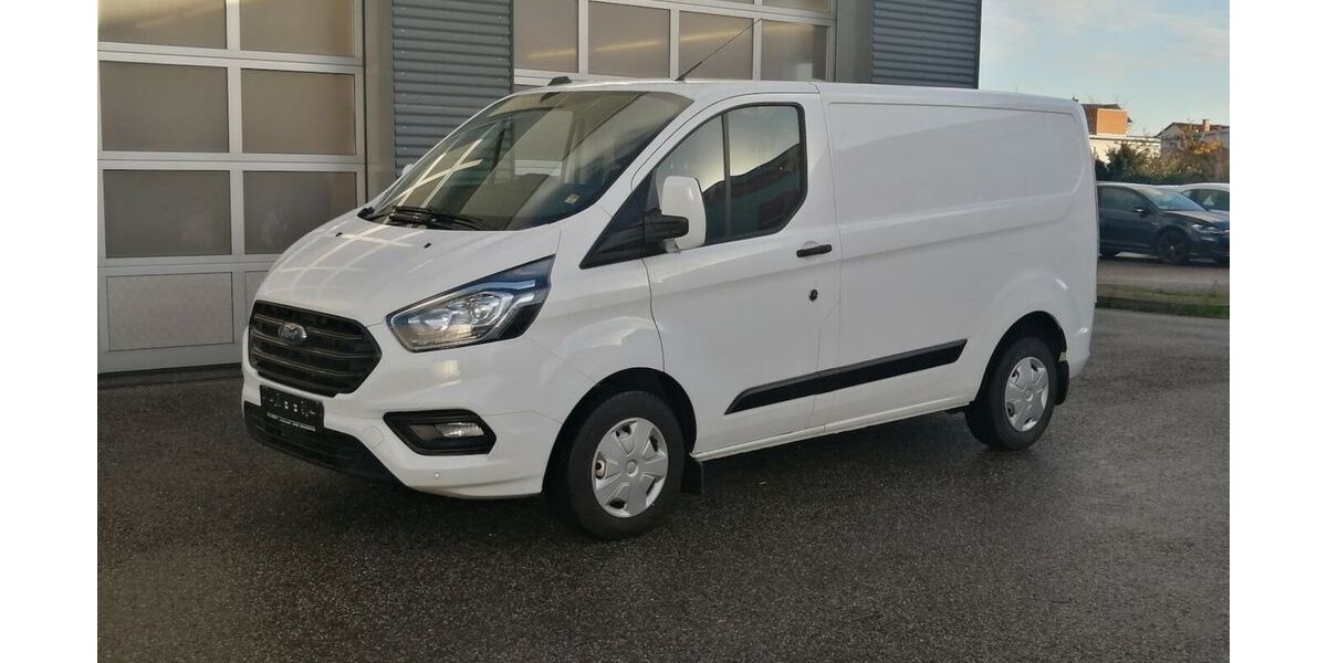 Ford Transit Custom 79.000 km 19.900 € Landau 76829