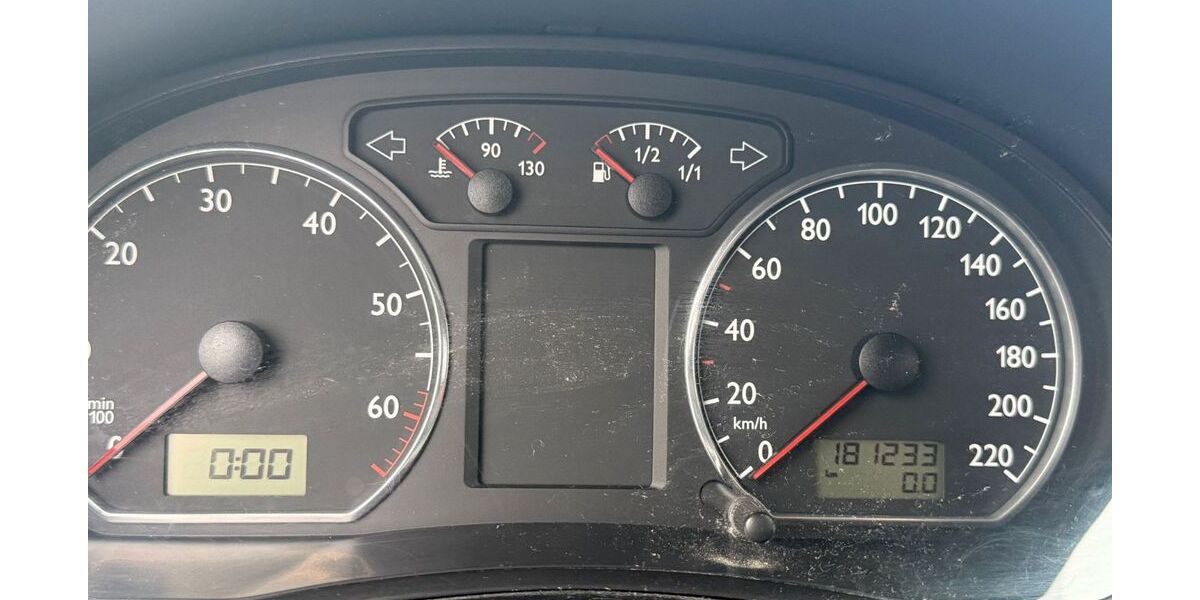 VW Polo 181.233 km 1.000 &euro; Linkenheim 76351