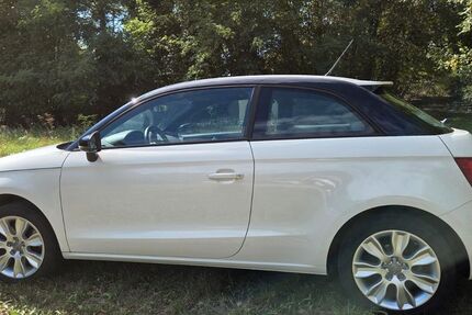 Audi A1 110.000 km 8.800 &euro; Hördt 76771