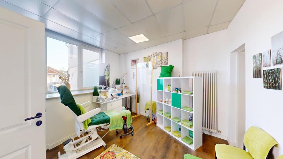 Erdgeschoßwohnung Kraichtal - 6 Zimmer, 208 m&sup2;, 385.000&euro; | Angebot:27120859