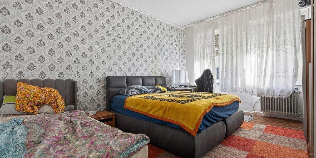 Altbau mit Charme und Potenzial in der Nordstadt! Vermietete 4-Zimmer-ETW! 4 zimmer