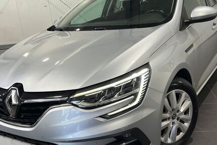 Renault Megane 97.000 km 11.995 &euro; Bretten 75015