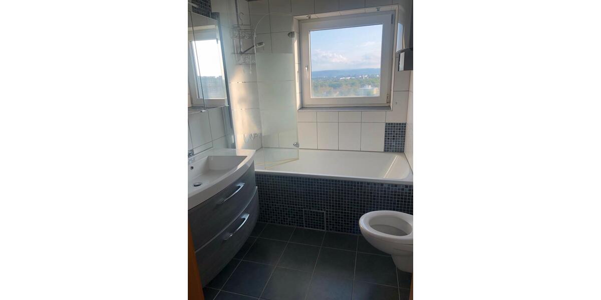 Etagenwohnung Karlsruhe Hagsfeld - 3 Zimmer, 77 m&sup2;, 355.000&euro; | Angebot:25402381