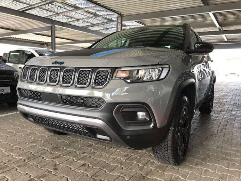 Jeep Compass 1 km 40.990 € Karlsruhe 76185