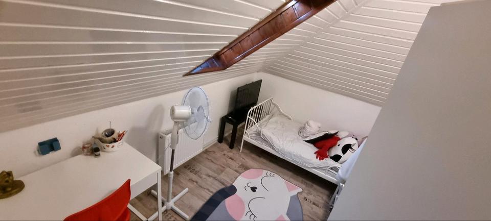 Dachgeschoßwohnung Pforzheim Brötzingen - 3 Zimmer, 60 m&sup2;, 750&euro; | Angebot:26265556