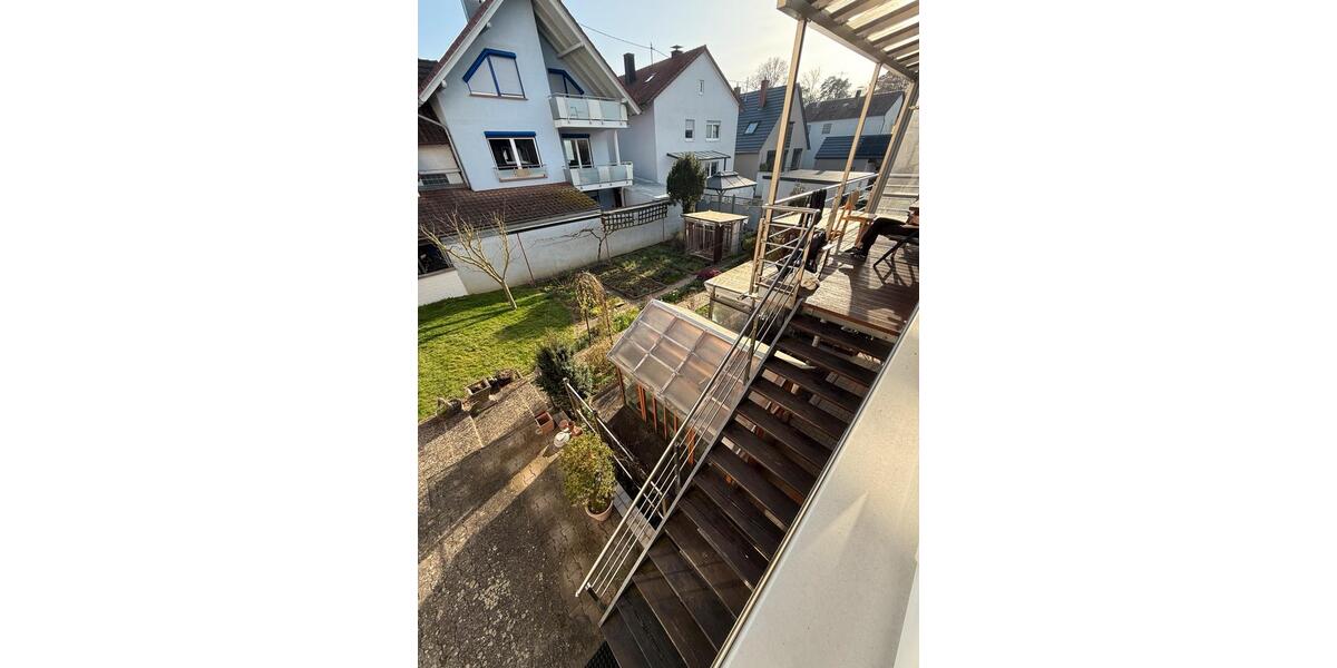 Etagenwohnung Hatzenbühl - 4 Zimmer, 130 m&sup2;, 1.100&euro; | Angebot:25415292