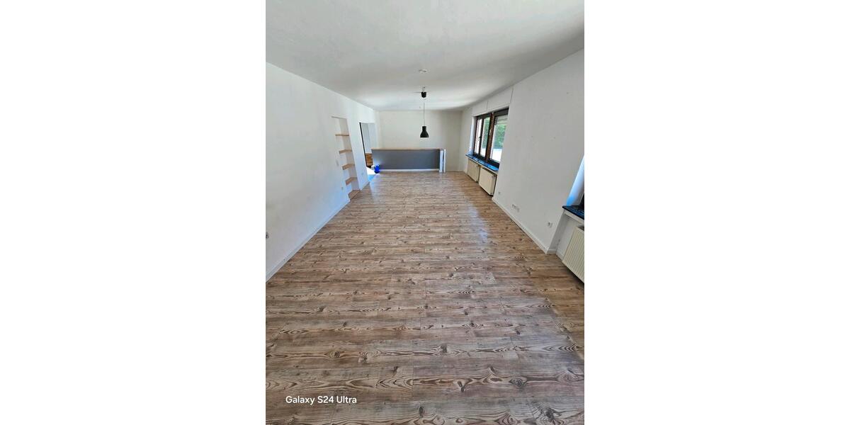 Eigentumswohnung inkl. TLB, EBK und Garage 5 zimmer