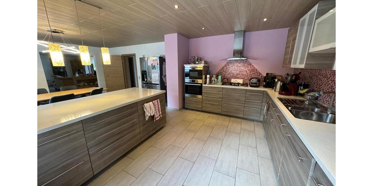 Bungalow Bretten - 7 Zimmer, 283 m&sup2;, 670.000&euro; | Angebot:26085967