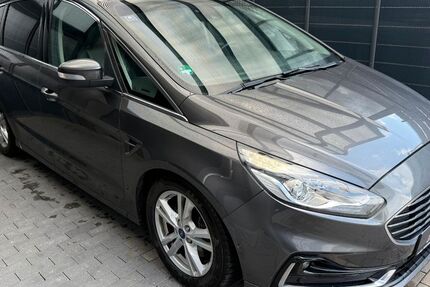Ford S-Max 123.000 km 17.990 &euro; Stutensee (Karlsruhe) 76297