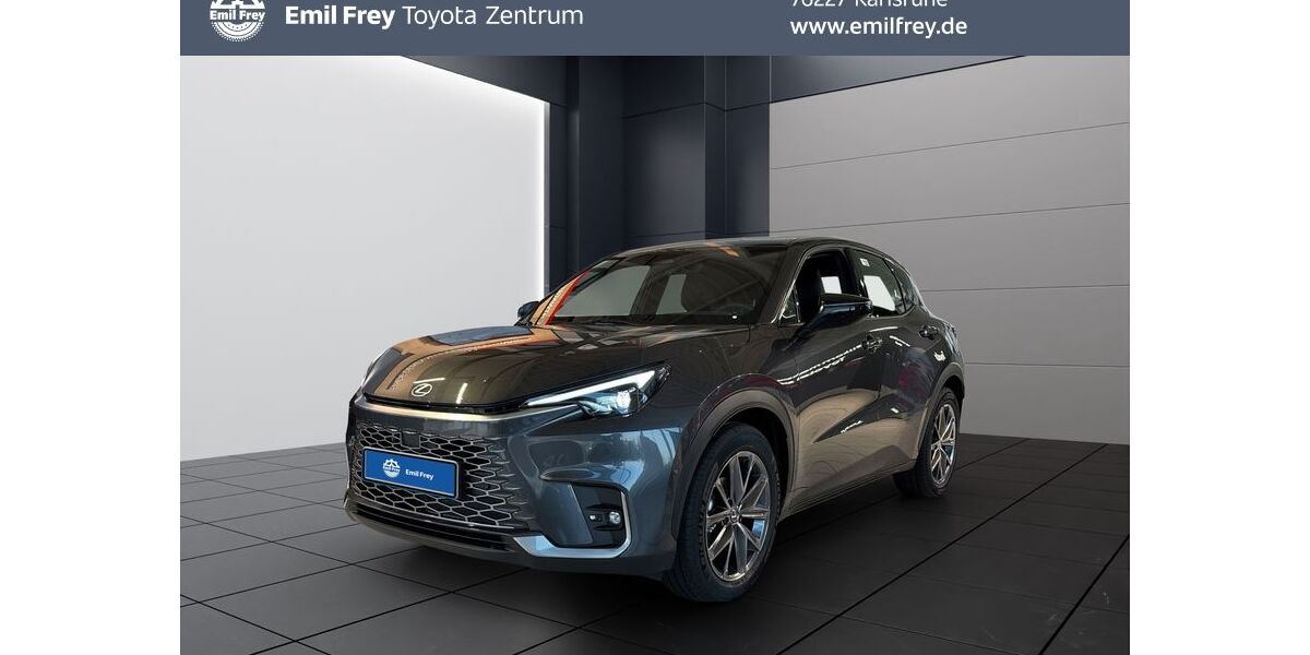 Lexus LBX 10.159 km 37.340 &euro; Karlsruhe 76227