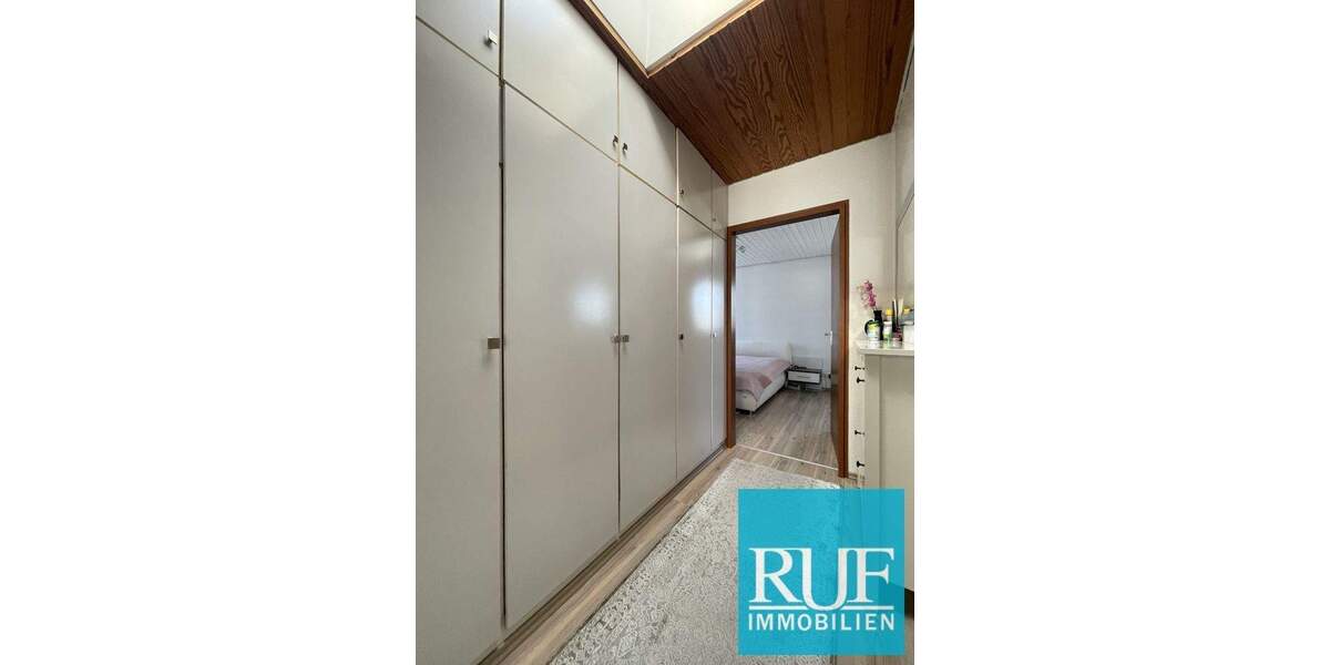 Reihenmittelhaus Pforzheim Eutingen - 4 Zimmer, 110 m&sup2;, 380.000&euro; | Angebot:25693390