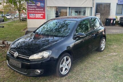 VW Golf 243.000 km 3.900 &euro; Karlsruhe 76187