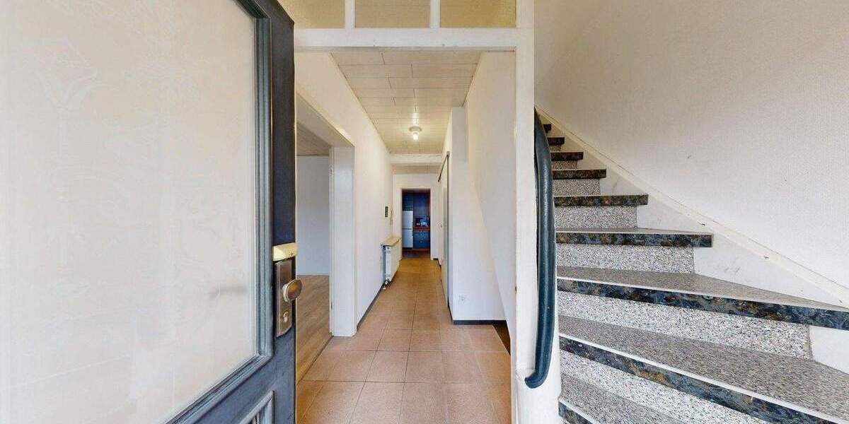 Mehrfamilienhaus, Wohnhaus Germersheim - 6 Zimmer, 125 m&sup2;, 220.000&euro; | Angebot:25744479