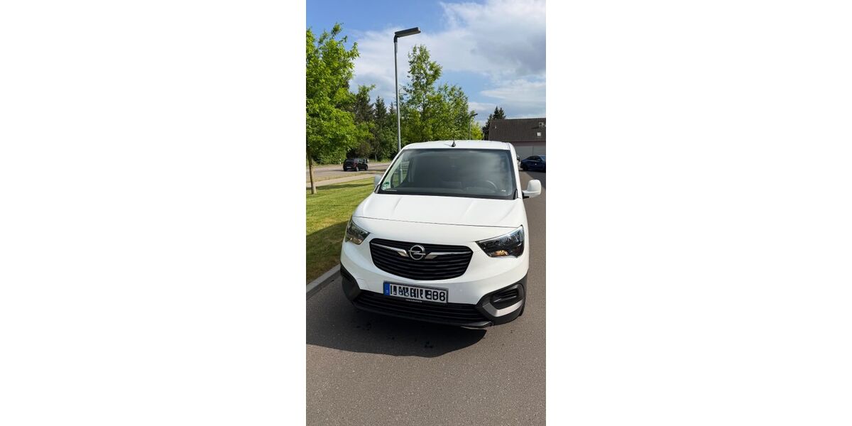 Opel Combo 80.000 km 9.000 &euro; Karlsruhe 76131