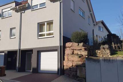 Haus Kieselbronn - 4 Zimmer, 115 m&sup2;, 419.000&euro; | Angebot:23975324