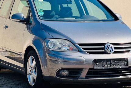 VW Golf 224.000 km 1.250 € Au am Rhein 76474