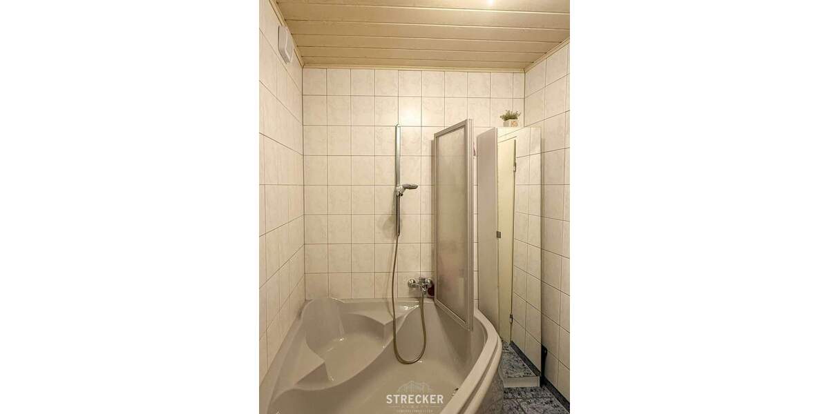 Etagenwohnung Eggenstein-Leopoldshafen Leopoldshafen - 3 Zimmer, 81 m&sup2;, 249.000&euro; | Angebot:25703575
