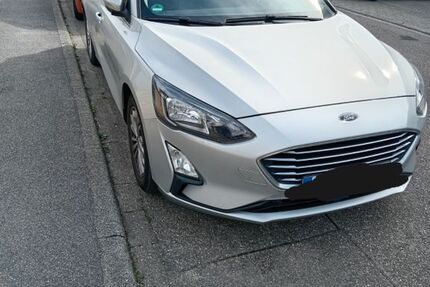 Ford Focus 103.500 km 13.300 &euro; Königsbach-Stein 75203