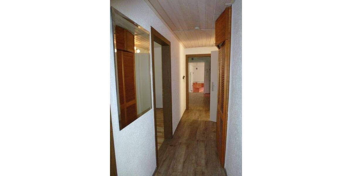 Etagenwohnung Karlsruhe Grünwettersbach - 5 Zimmer, 115 m&sup2;, 1.100&euro; | Angebot:26916853