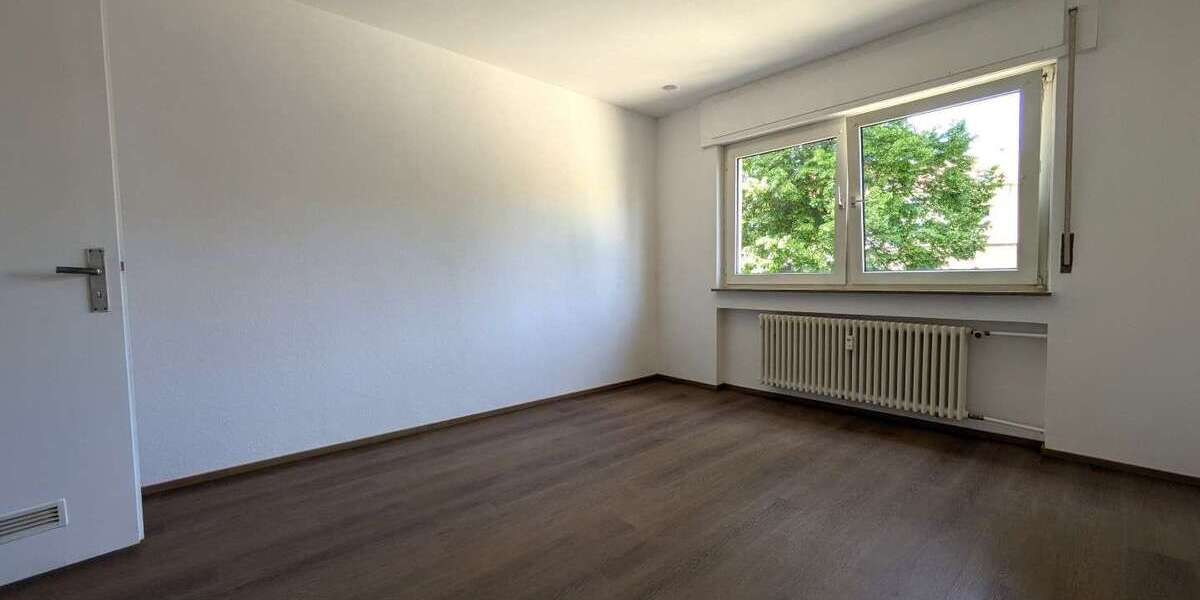Etagenwohnung Karlsruhe Durlach - 2 Zimmer, 59 m&sup2;, 1.000&euro; | Angebot:25288030