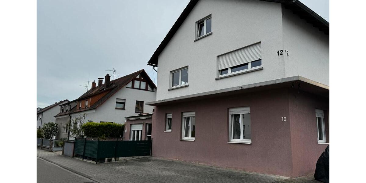 Erdgeschoßwohnung Stutensee - 3 Zimmer, 112 m&sup2;, 1.350&euro; | Angebot:26367605