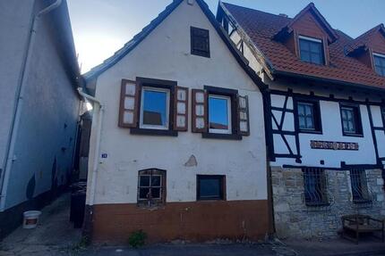 Haus Kraichtal - 3 Zimmer, 65 m&sup2;, 75.000&euro; | Angebot:26819874