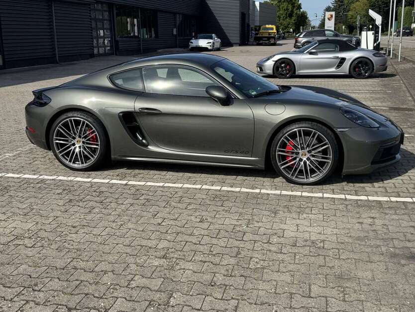 Porsche Cayman 9.300 km 86.000 € Baden-Baden 76530