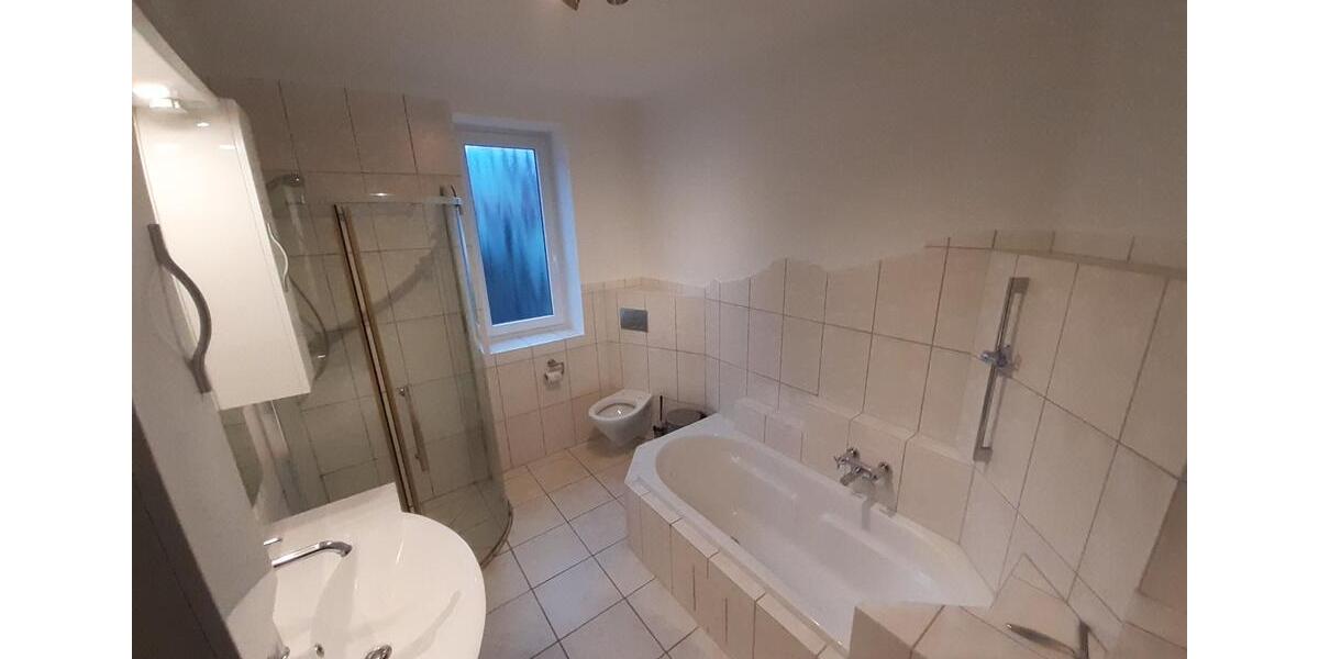 Etagenwohnung Karlsruhe Rüppurr - 2 Zimmer, 1.590&euro; | Angebot:24653512