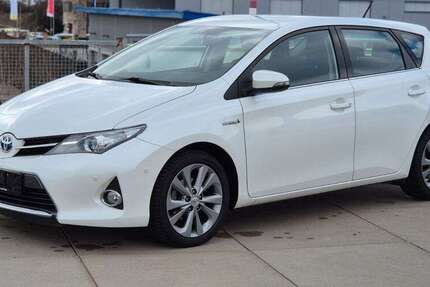 Toyota Auris 95.400 km 12.599 &euro; Birkenfeld 75217