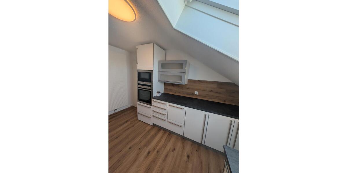 Dachgeschoßwohnung Karlsruhe Wettersbach - 5 Zimmer, 113 m&sup2;, 1.500&euro; | Angebot:26414163